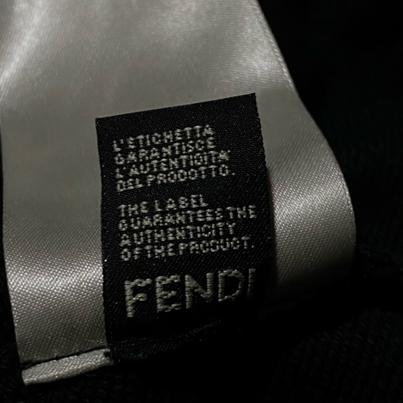 Fendi Short Sleeve Hoodie Sweatshirt - Picture 5 of 7